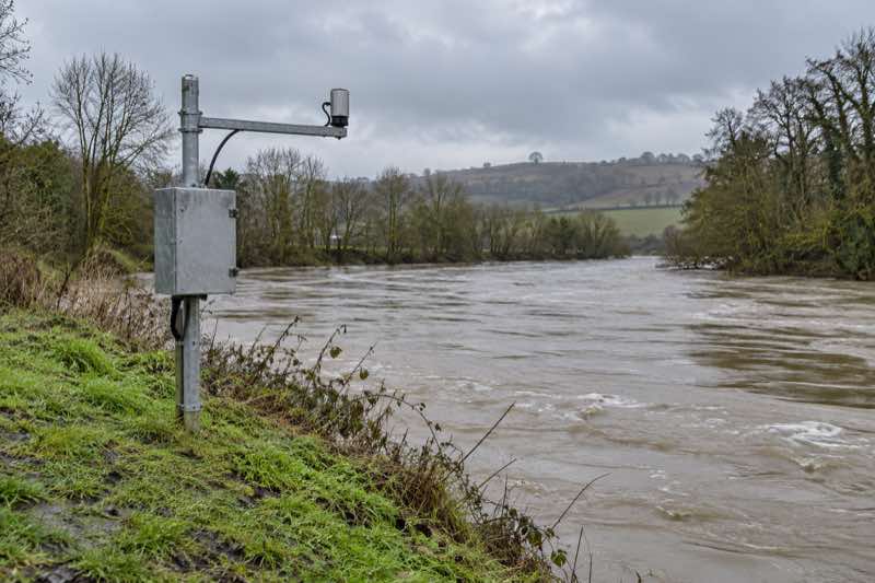 Flood detection sensor battery for NB-IoT and LoRaWAN water level monitoring