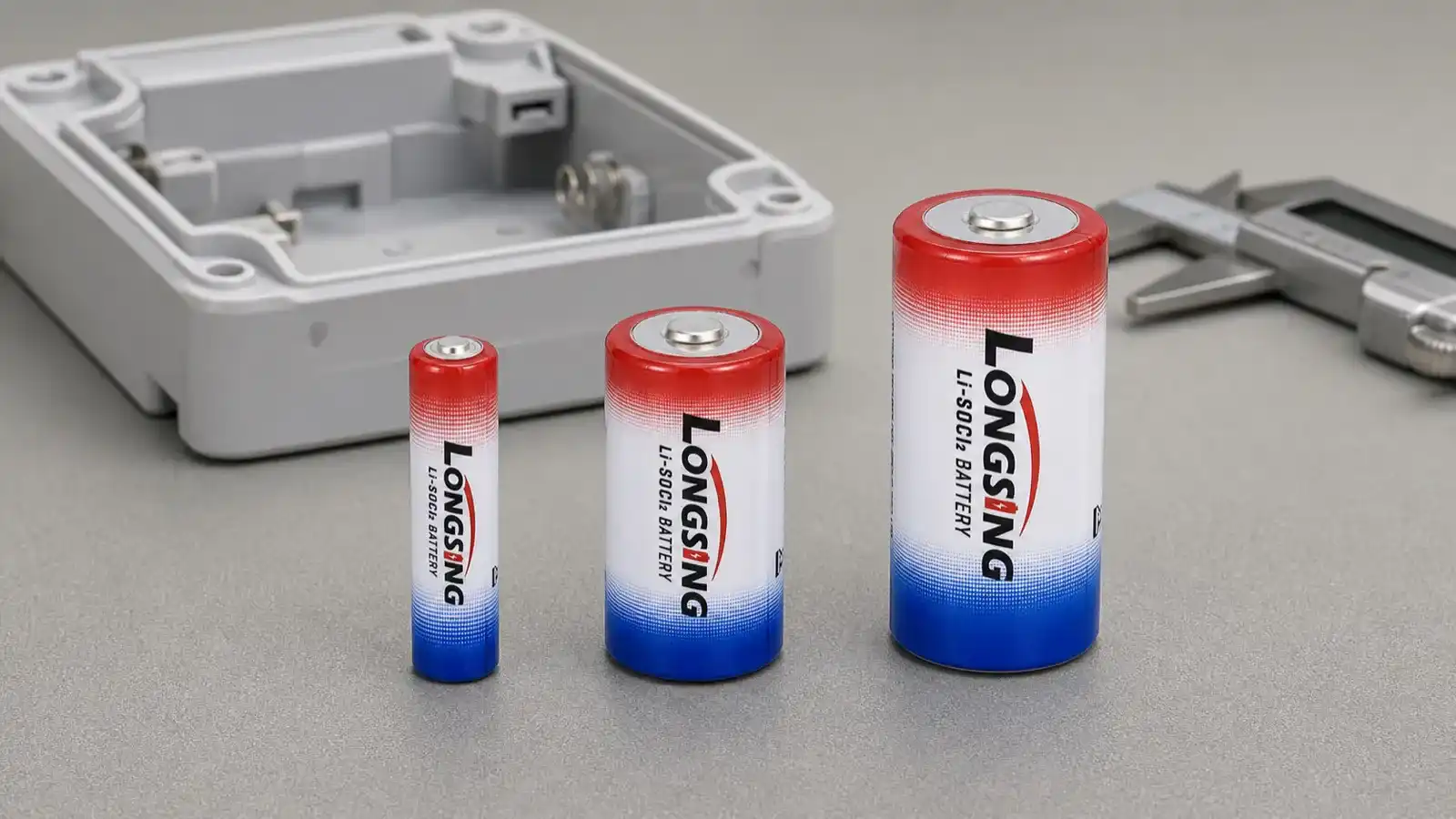 LONGSING ER14505, ER26500 and ER34615 Li-SOCl₂ battery size comparison