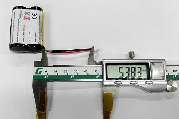 lithium battery and hybrid pulse capacitor in a pack